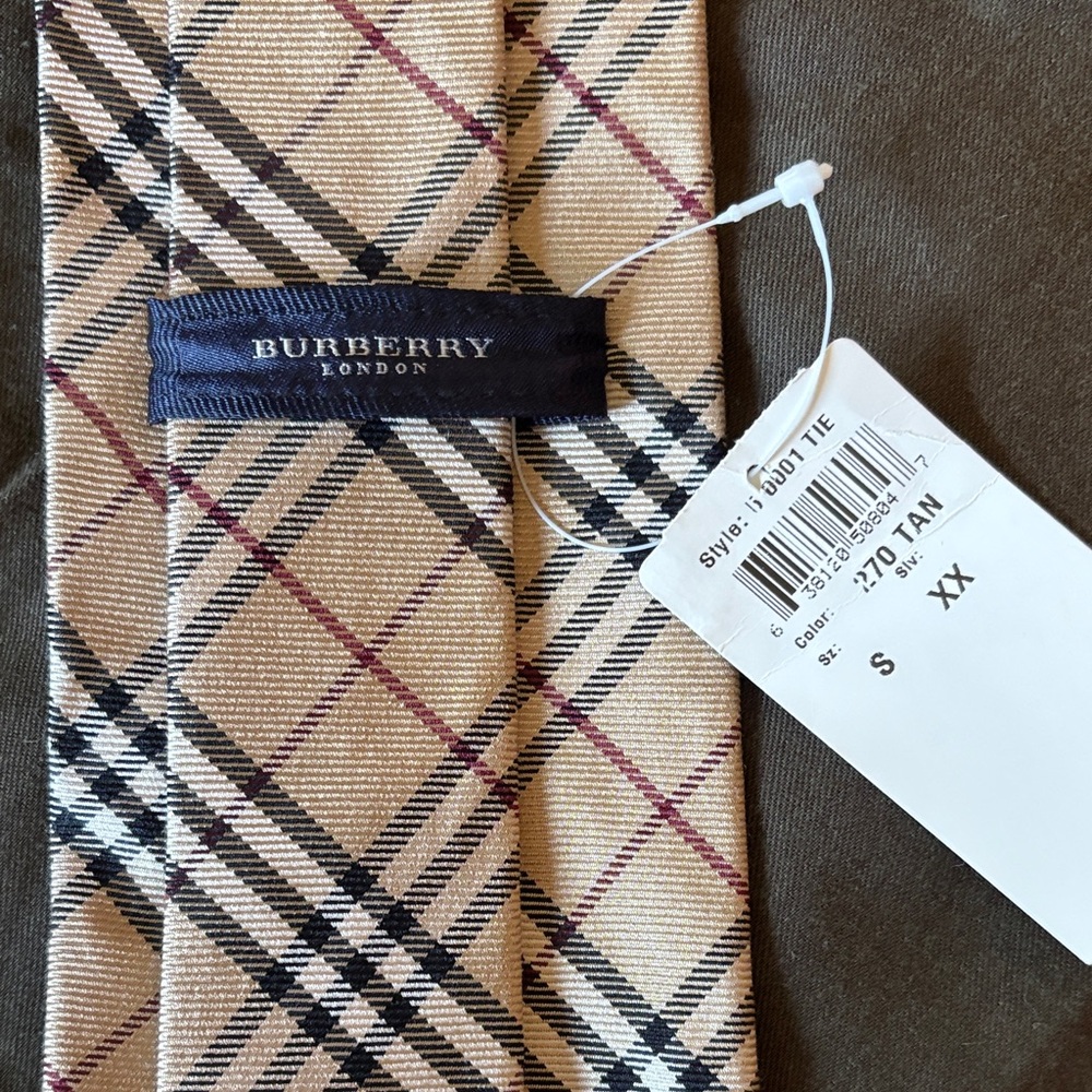 Burberry Tan Plaid Silk Men's Tie with Black & Red Accent - Picture 2 of 10
